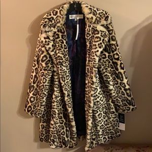 Trina Turk leopard jacket new large